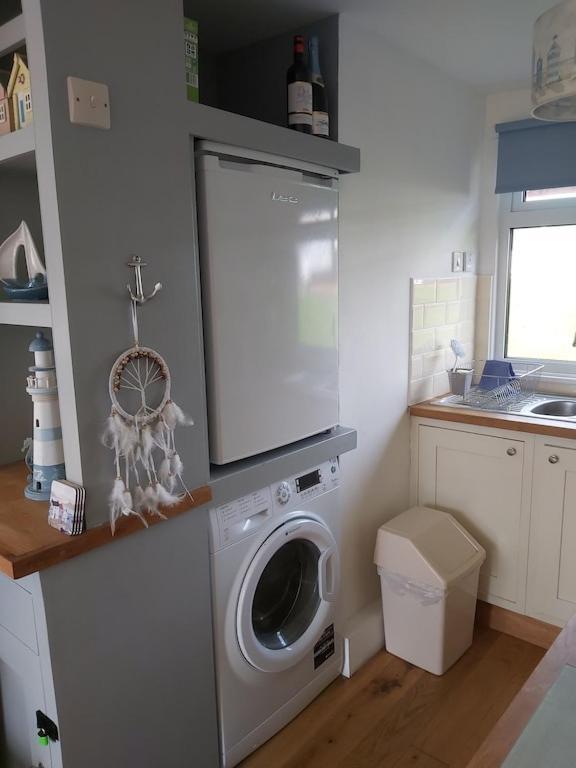 Caldon Holiday Chalet Sleeps 4 In Dartmouth Wifi Electric Inc Pet Friendly エクステリア 写真