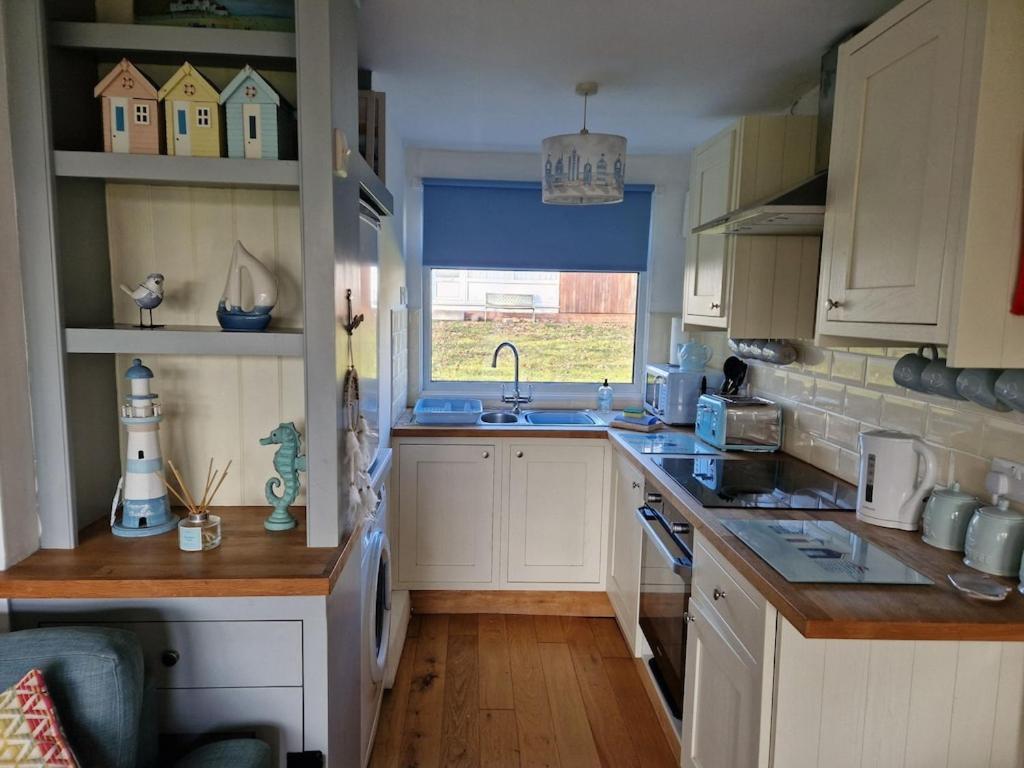 Caldon Holiday Chalet Sleeps 4 In Dartmouth Wifi Electric Inc Pet Friendly エクステリア 写真