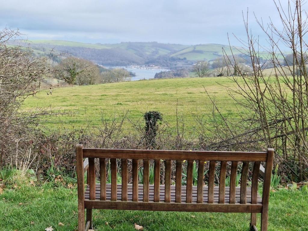 Caldon Holiday Chalet Sleeps 4 In Dartmouth Wifi Electric Inc Pet Friendly エクステリア 写真