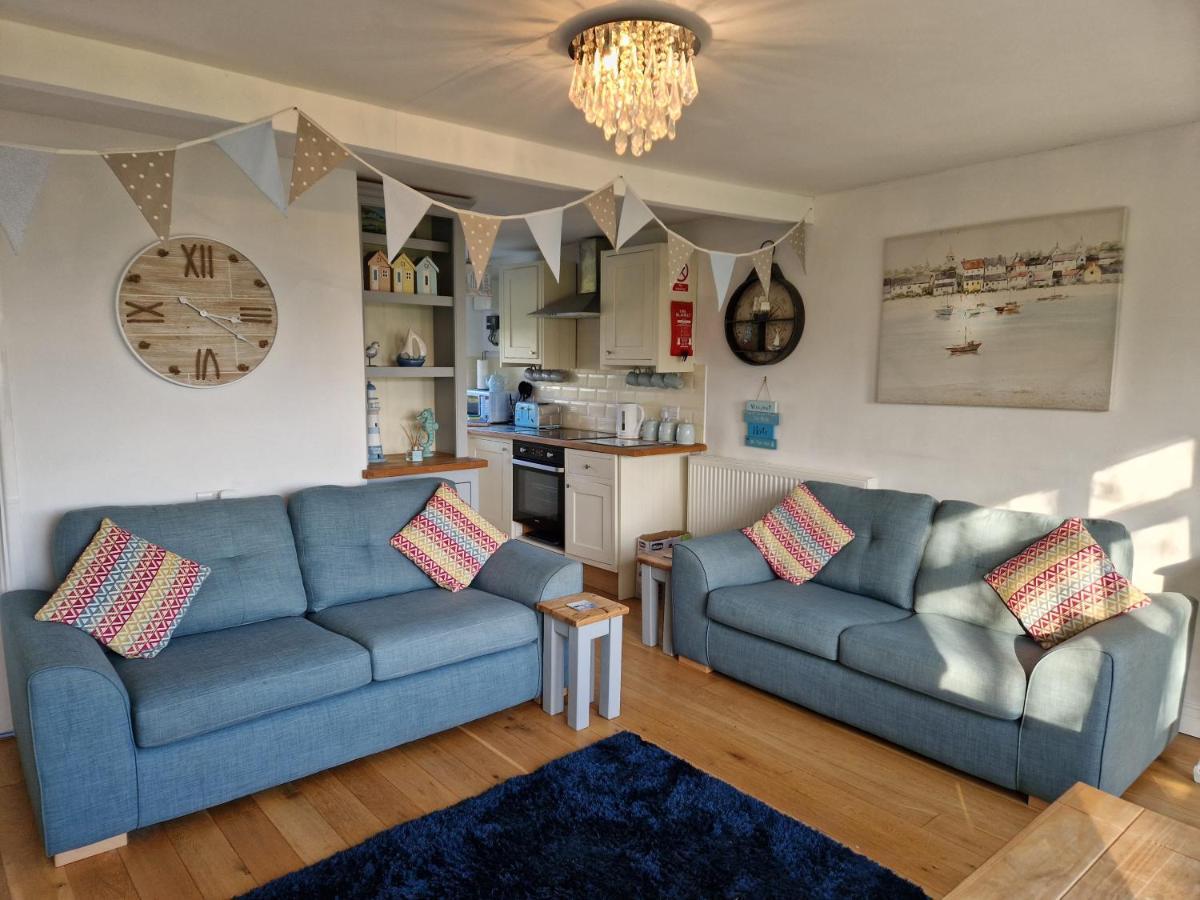 Caldon Holiday Chalet Sleeps 4 In Dartmouth Wifi Electric Inc Pet Friendly エクステリア 写真